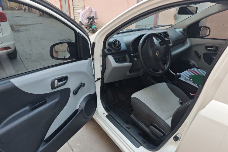 Used Suzuki Alto 2013 1.0L Manual Utility Model Driver Seat