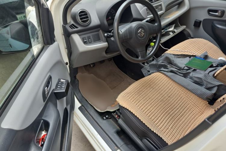 Used Suzuki Alto 2013 1.0L Manual Utility Model Driver Seat