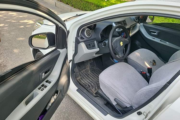 Used Suzuki Alto 2013 1.0L Automatic Luxury Model Driver Seat