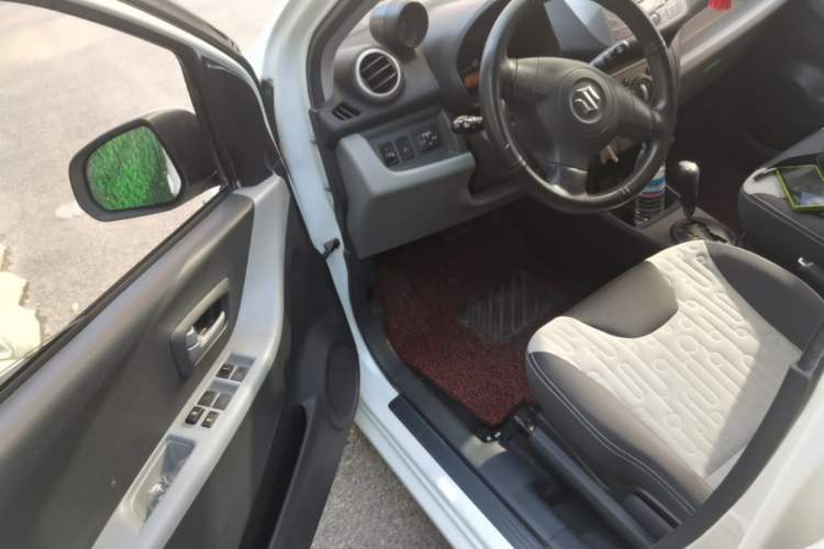 Used Suzuki Alto 2013 1.0L Automatic Luxury Model Driver Seat