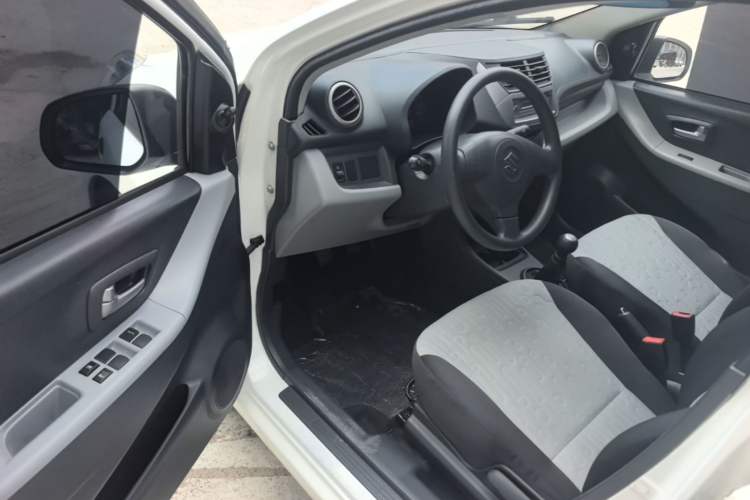 Used Suzuki Alto 2013 Revised Version 1.0L Manual Comfort Edition Driver Seat