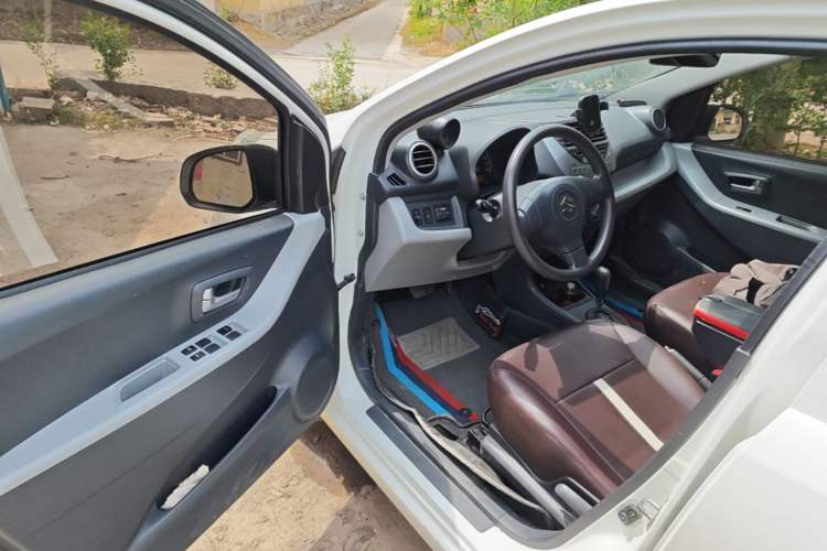 Used Suzuki Alto 2013 1.0L Automatic Luxury Model Driver Seat