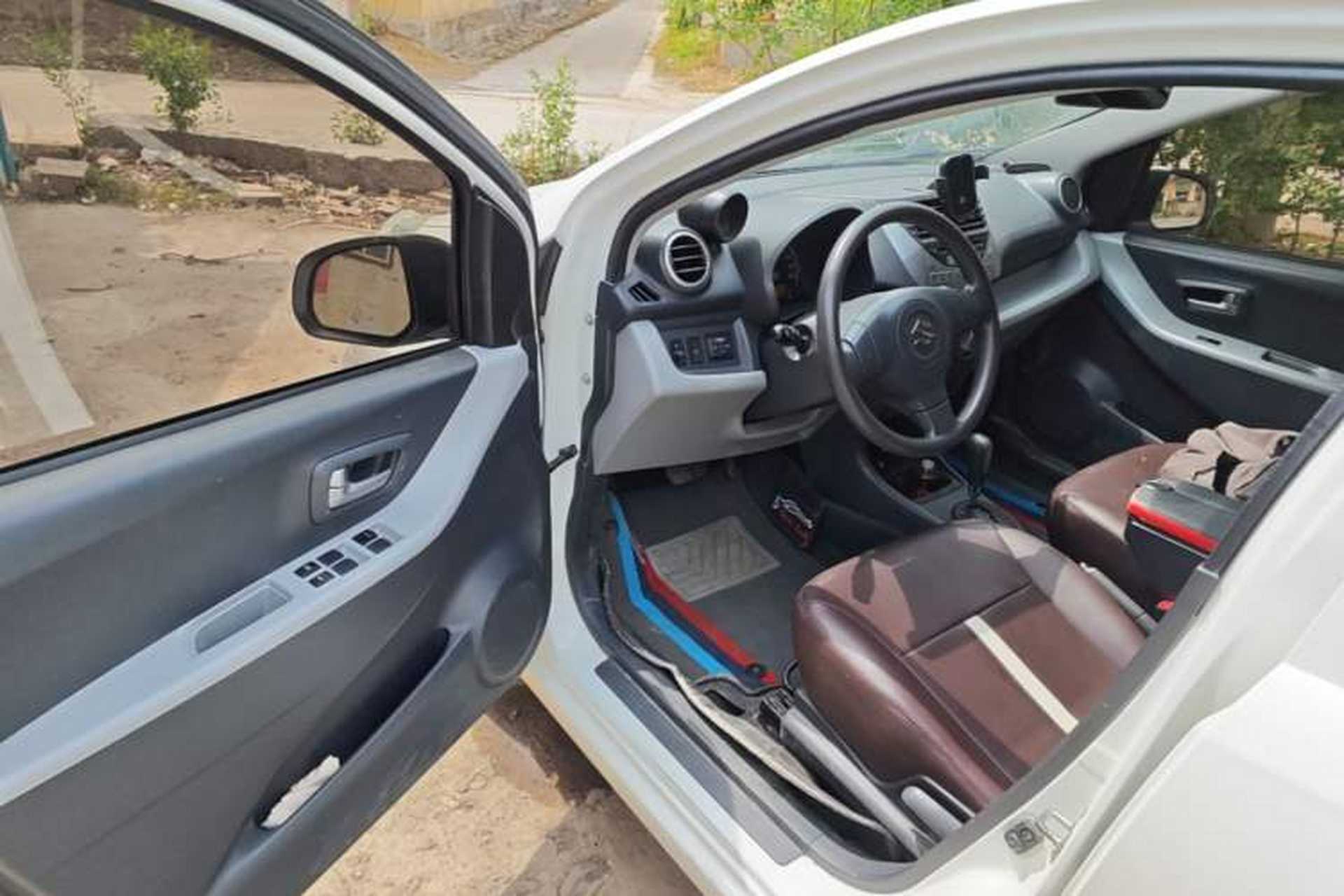 Used Suzuki Alto 2013 1.0L Automatic Luxury Model Driver Seat
