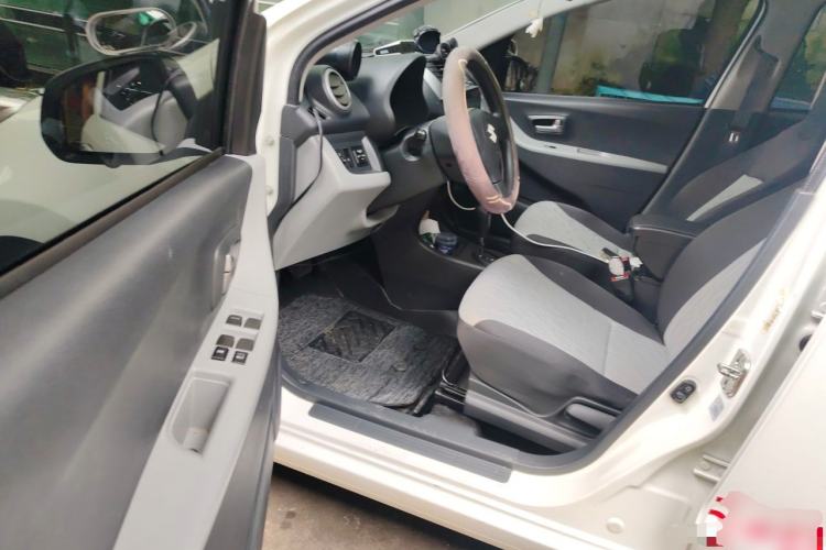 Used Suzuki Alto 2013 1.0L Automatic Luxury Model Driver Seat