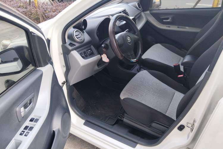 Used Suzuki Alto 2013 1.0L Automatic Luxury Model Driver Seat