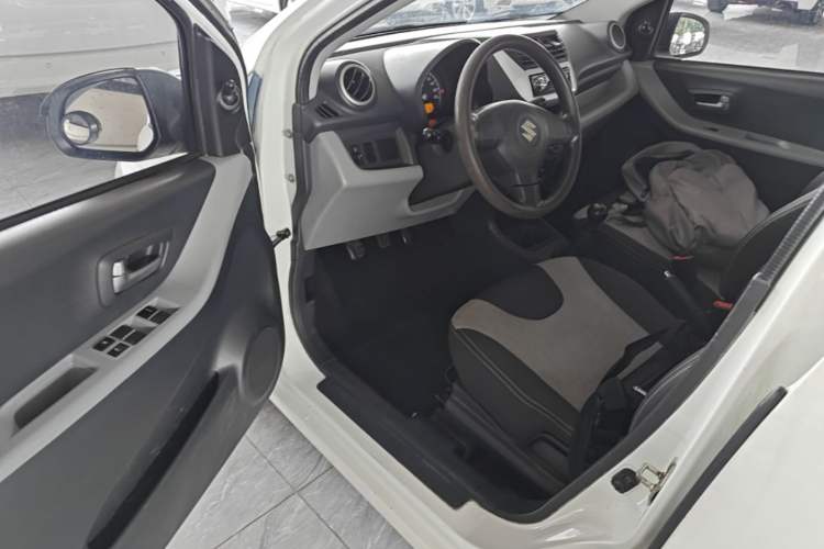 Used Suzuki Alto 2013 Revised Version 1.0L Manual Comfort Edition Driver Seat