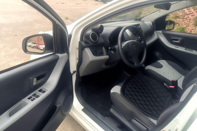 Used Suzuki Alto 2013 1.0L Automatic Luxury Model Driver Seat