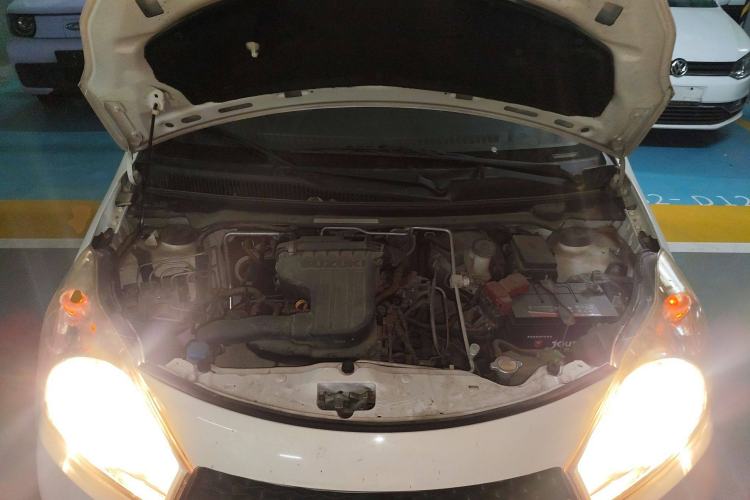 Used Suzuki Alto 2013 1.0L Automatic Luxury Model Engine Bay