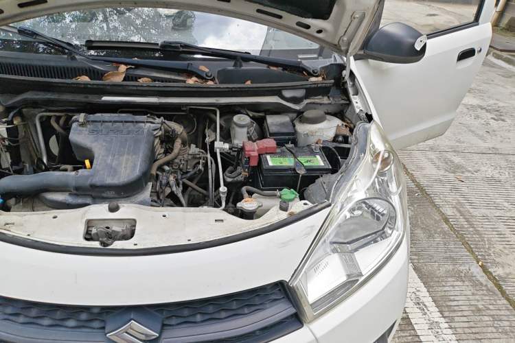 Used Suzuki Alto 2013 Revised Version 1.0L Manual Comfort Edition Engine Bay Left