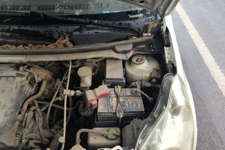 Used Suzuki Alto 2013 1.0L Manual Utility Model Engine Bay Left