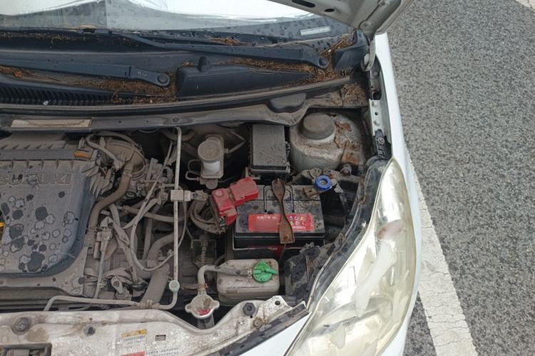Used Suzuki Alto 2013 1.0L Manual Luxury Model Engine Bay Left