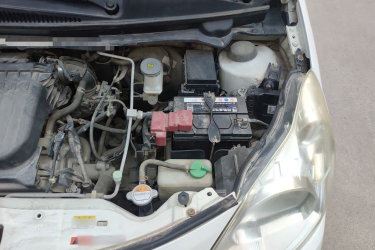 Used Suzuki Alto 2013 1.0L Manual Luxury Model Engine Bay Left