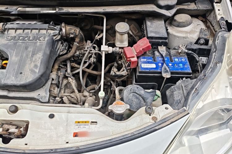 Used Suzuki Alto 2013 1.0L Automatic Luxury Model Engine Bay Left