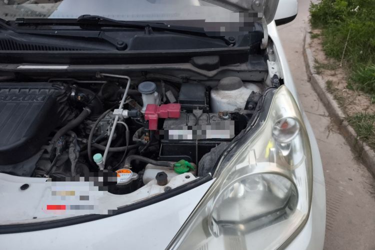 Used Suzuki Alto 2013 1.0L Manual Luxury Model Engine Bay Left