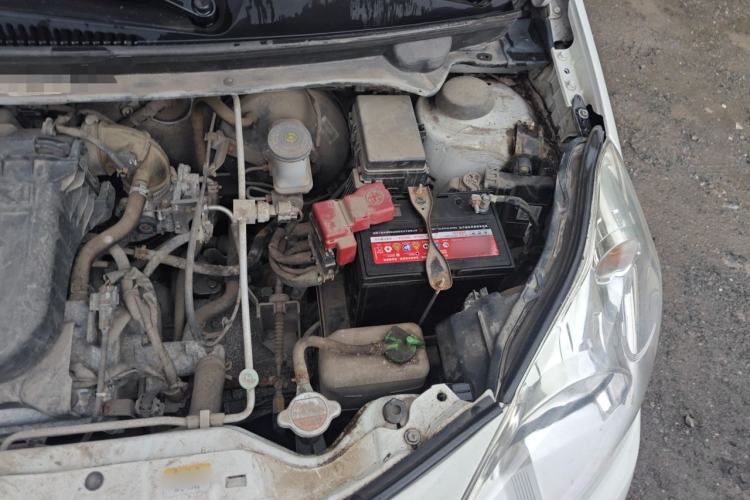 Used Suzuki Alto 2013 1.0L Manual Luxury Model Engine Bay Left