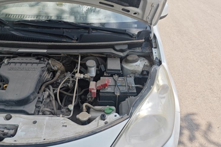 Used Suzuki Alto 2013 1.0L Manual Luxury Model Engine Bay Left