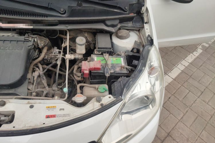 Used Suzuki Alto 2013 1.0L Automatic Luxury Model Engine Bay Left