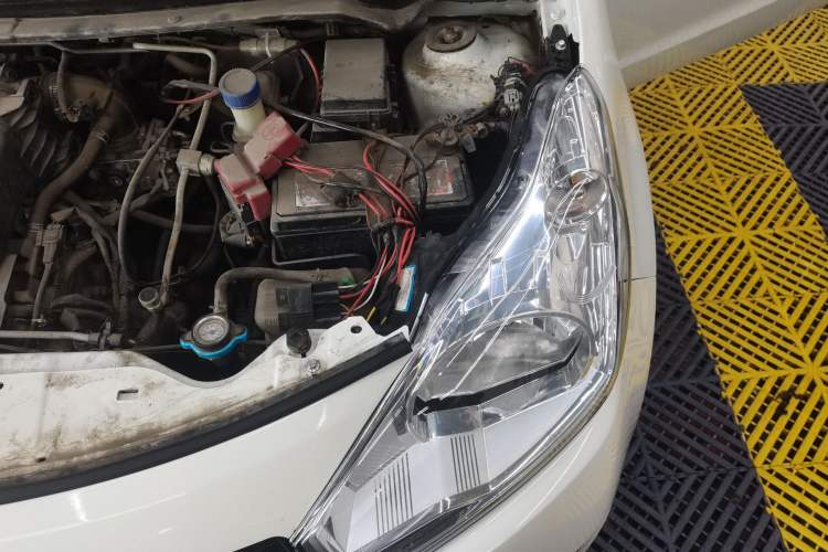 Used Suzuki Alto 2013 Revised Version 1.0L Manual Comfort Edition Engine Bay Left