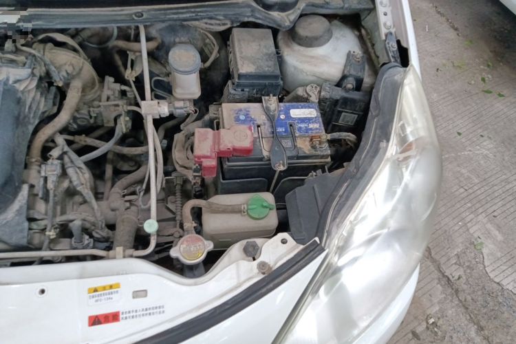 Used Suzuki Alto 2013 1.0L Manual Luxury Model Engine Bay Left