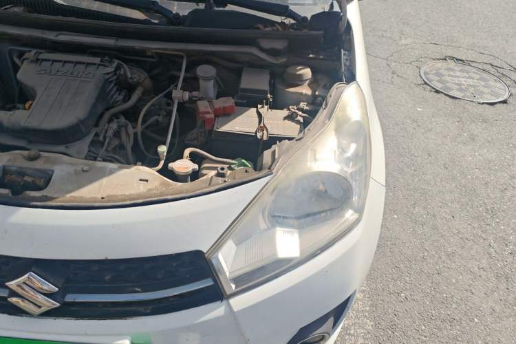 Used Suzuki Alto 2013 1.0L Manual Luxury Model Engine Bay Left