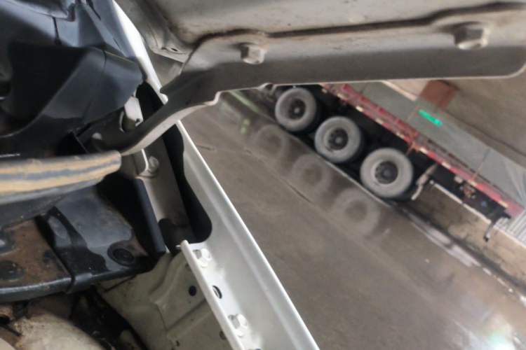 Used Suzuki Alto 2013 1.0L Manual Luxury Model Engine Bay Left