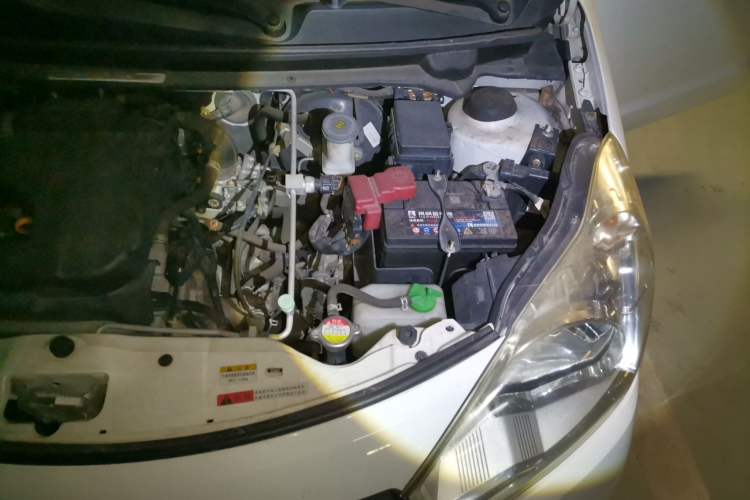 Used Suzuki Alto 2013 Revised Version 1.0L Manual Comfort Edition Engine Bay Left