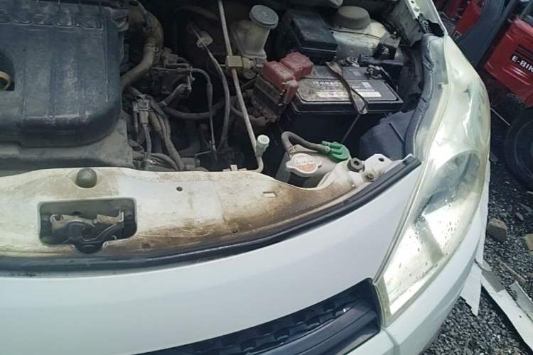 Used Suzuki Alto 2013 1.0L Manual Comfort Version Engine Bay Left