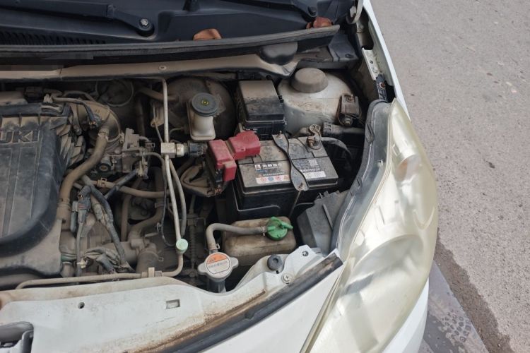 Used Suzuki Alto 2013 1.0L Manual Luxury Model Engine Bay Left