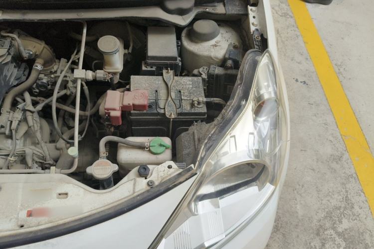 Used Suzuki Alto 2013 1.0L Manual Luxury Model Engine Bay Left