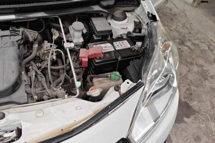 Used Suzuki Alto 2013 1.0L Manual Utility Model Engine Bay Left