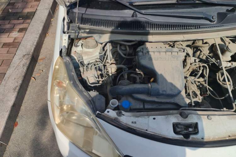 Used Suzuki Alto 2013 1.0L Automatic Luxury Model Engine Bay Right