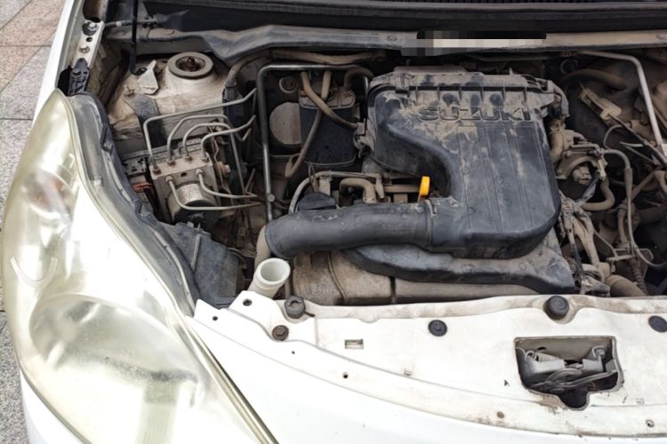 Used Suzuki Alto 2013 1.0L Manual Luxury Model Engine Bay Right