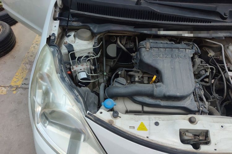 Used Suzuki Alto 2013 1.0L Manual Luxury Model Engine Bay Right