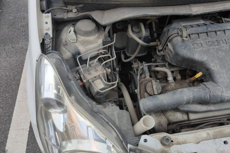 Used Suzuki Alto 2013 1.0L Manual Utility Model Engine Bay Right