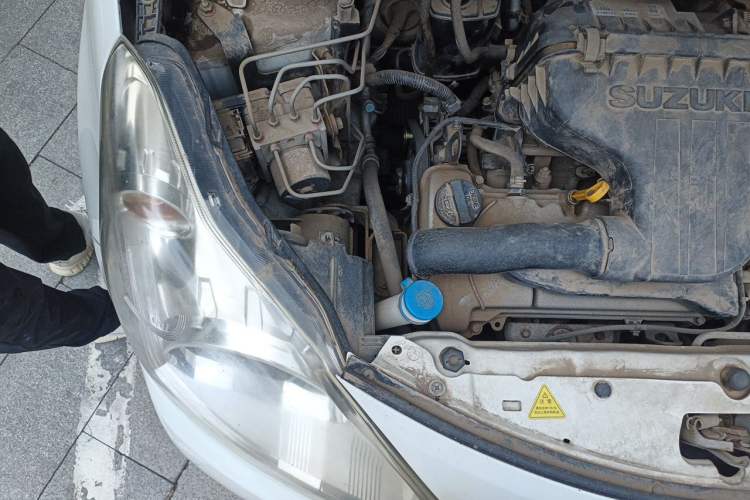 Used Suzuki Alto 2013 1.0L Automatic Luxury Model Engine Bay Right