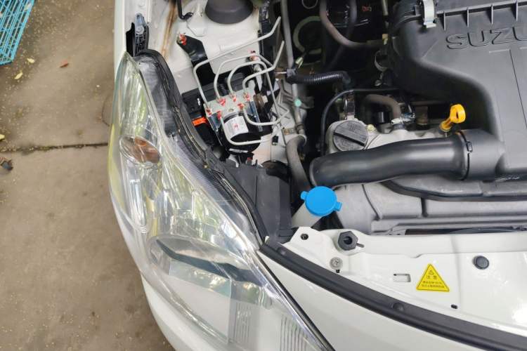 Used Suzuki Alto 2013 1.0L Automatic Luxury Model Engine Bay Right