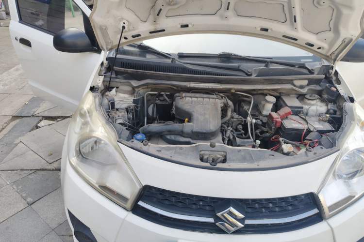Used Suzuki Alto 2013 1.0L Manual Utility Model Engine Bay Right