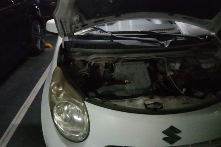 Used Suzuki Alto 2013 1.0L Manual Utility Model Engine Bay Right