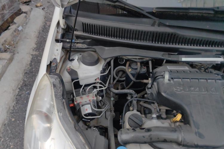 Used Suzuki Alto 2013 1.0L Automatic Luxury Model Engine Bay Right