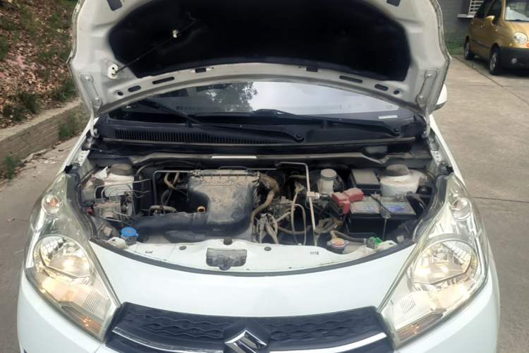 Used Suzuki Alto 2013 1.0L Automatic Luxury Model Engine Bay