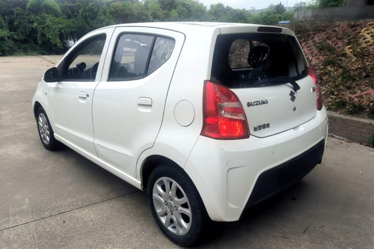 Used Suzuki Alto 2013 1.0L Automatic Luxury Model Exterior 2