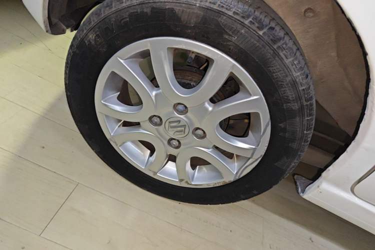 Used Suzuki Alto 2013 1.0L Automatic Luxury Model Exterior 3