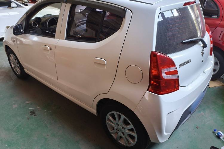 Used Suzuki Alto 2013 1.0L Automatic Luxury Model Exterior 3