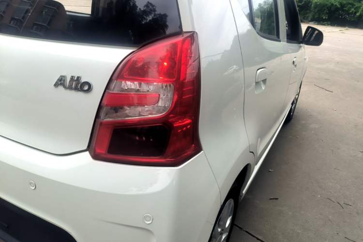 Used Suzuki Alto 2013 1.0L Automatic Luxury Model Exterior 3