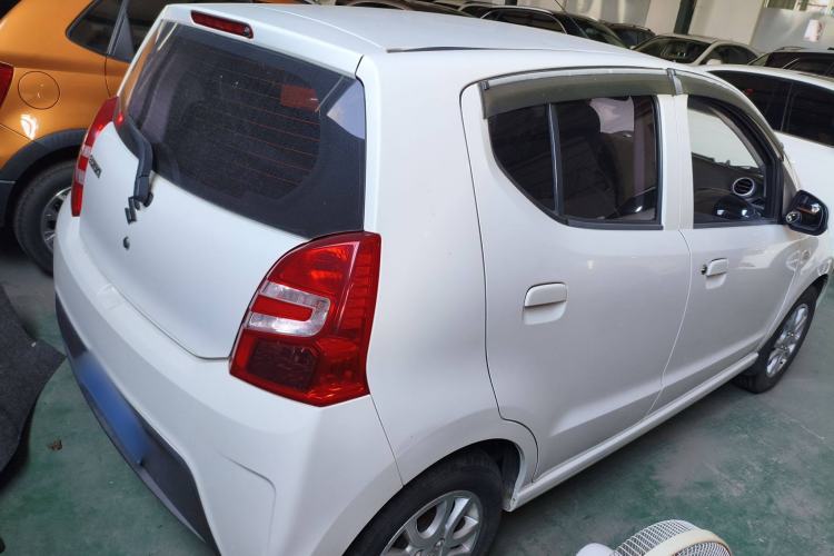 Used Suzuki Alto 2013 1.0L Automatic Luxury Model Exterior 4