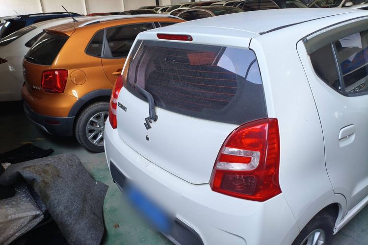 Used Suzuki Alto 2013 1.0L Automatic Luxury Model Exterior 5