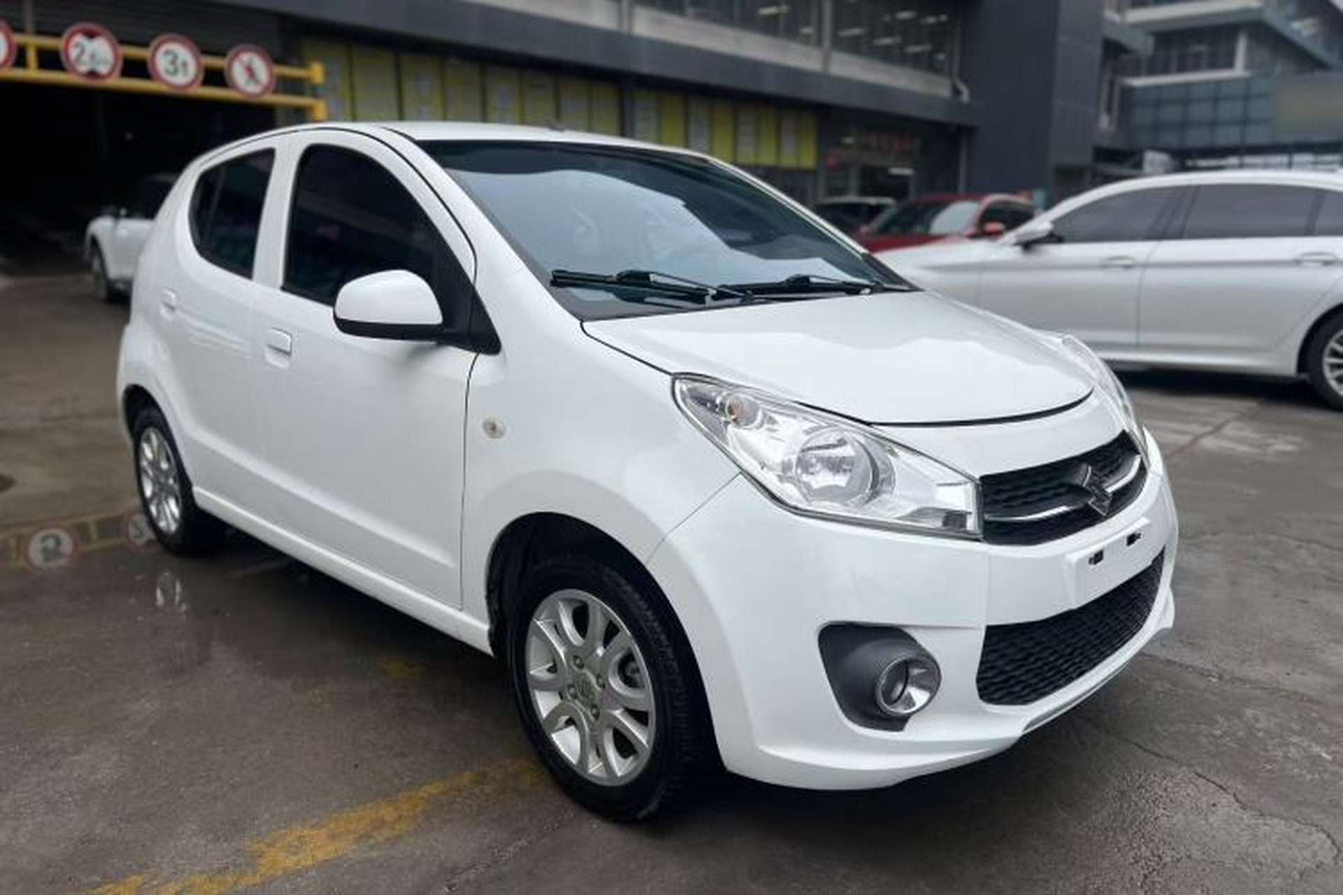 Used Suzuki Alto 2013 1.0L Automatic Luxury Model Exterior 6