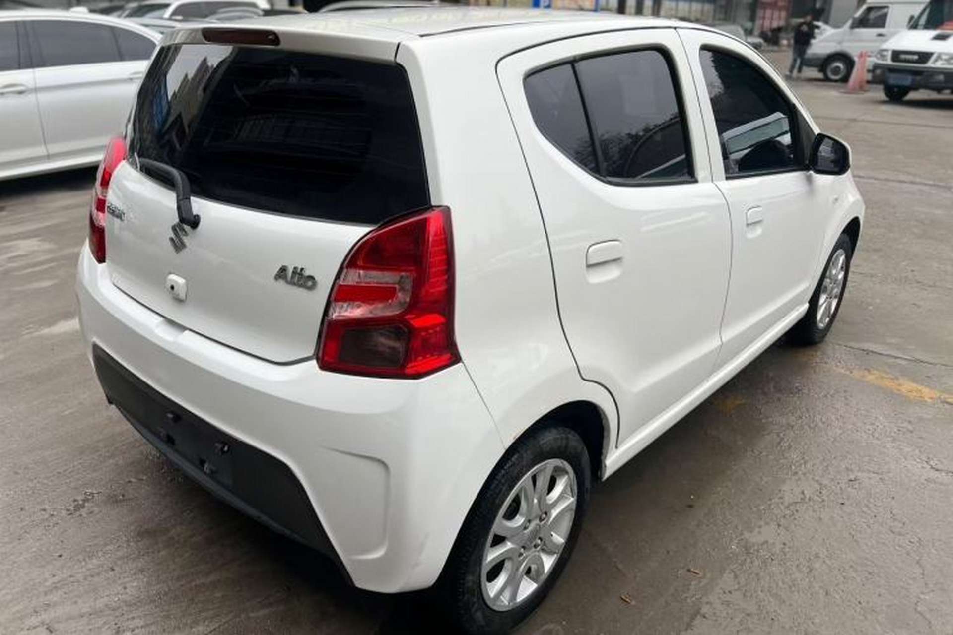 Used Suzuki Alto 2013 1.0L Automatic Luxury Model Exterior 9