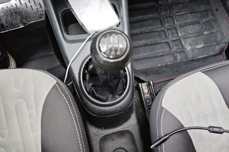 Used Suzuki Alto 2013 1.0L Manual Luxury Model Gear Lever