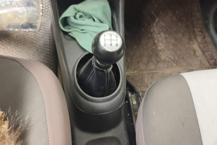 Used Suzuki Alto 2013 1.0L Manual Luxury Model Gear Lever